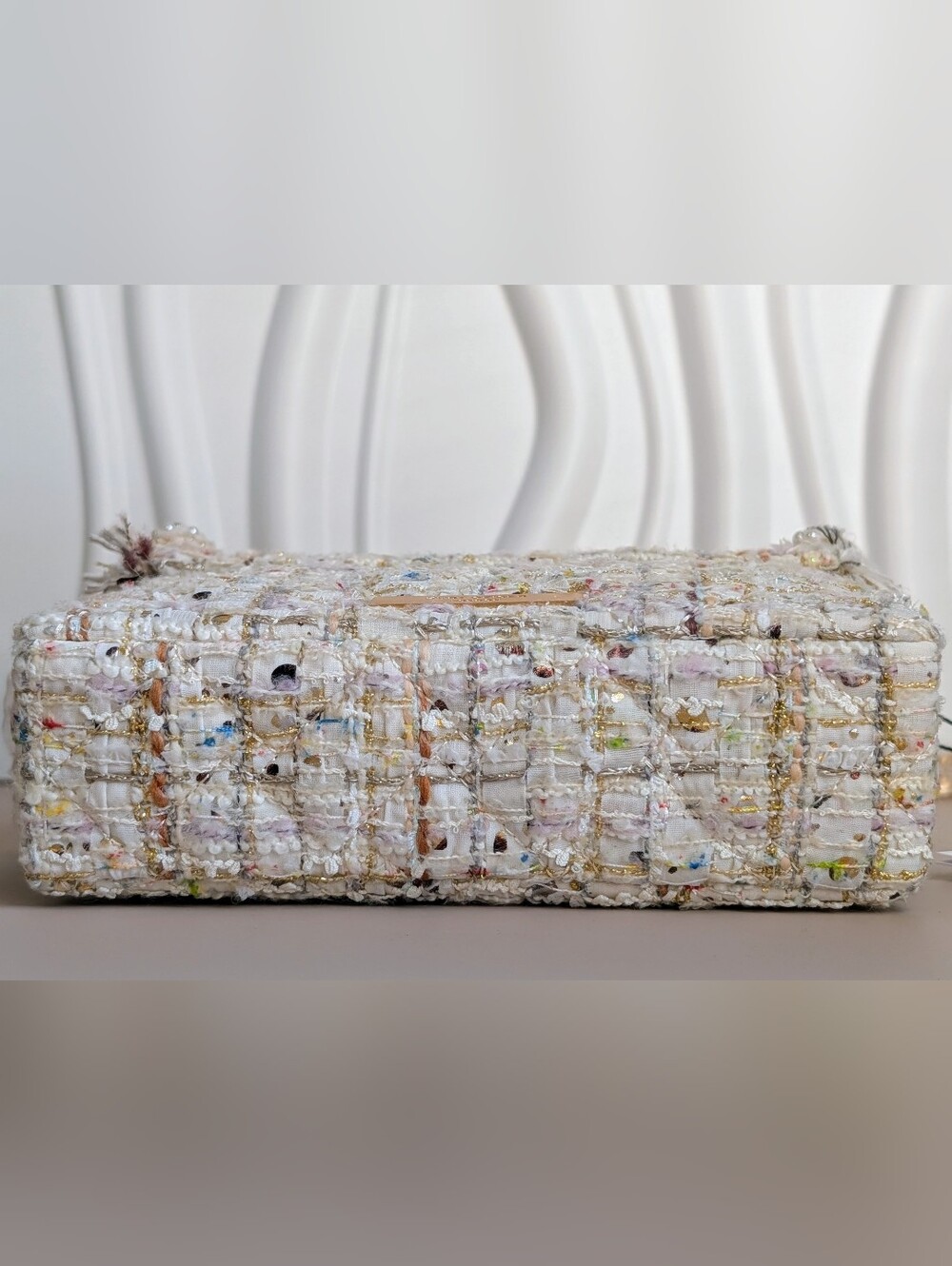 Kurt Geiger Cream Tweed Crossbody Bag with Gold Chain and Pearl Detail - Picture 6 of 16